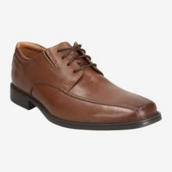 Clarks Art.  Tilden Walk 26130095 7 Braun